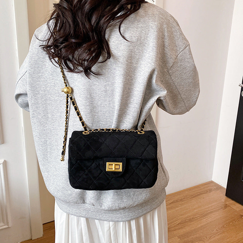 Women's elegant shoulder bag with stylish chain accent-https://detail.1688.com/offer/1012762418649.html-Calm Wears-Braun-nothing-Calm Wears