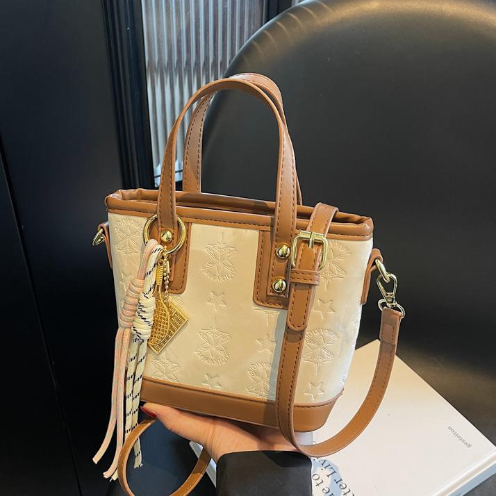 Ladies mini bag in playful design with decorative charm-https://detail.1688.com/offer/895333034201.html-Calm Wears-Rosa-Size: With pendant-Calm Wears