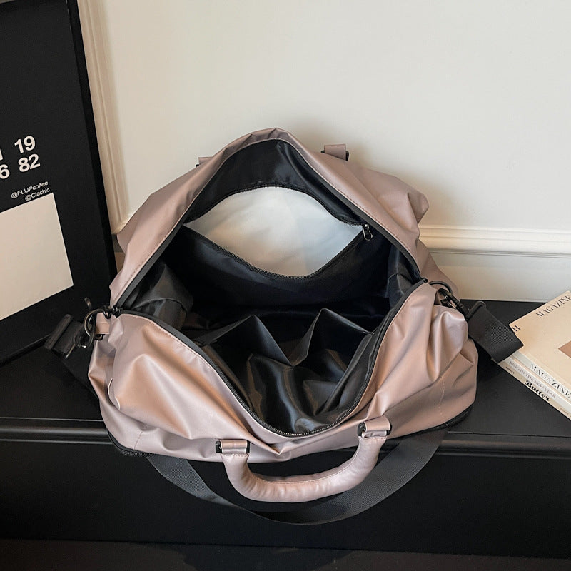 Spacious Multi-Compartment Travel Duffel