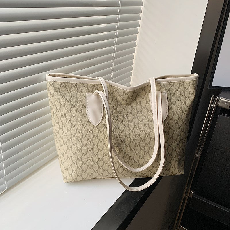 Women's tote bag made of high-quality, durable material with elegant monogram-https://detail.1688.com/offer/933106743568.html-Calm Wears-Black-nothing-Calm Wears