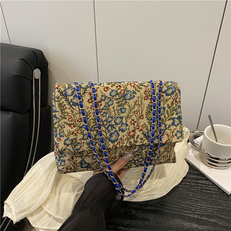 Elegant Floral Embellished Handbag
