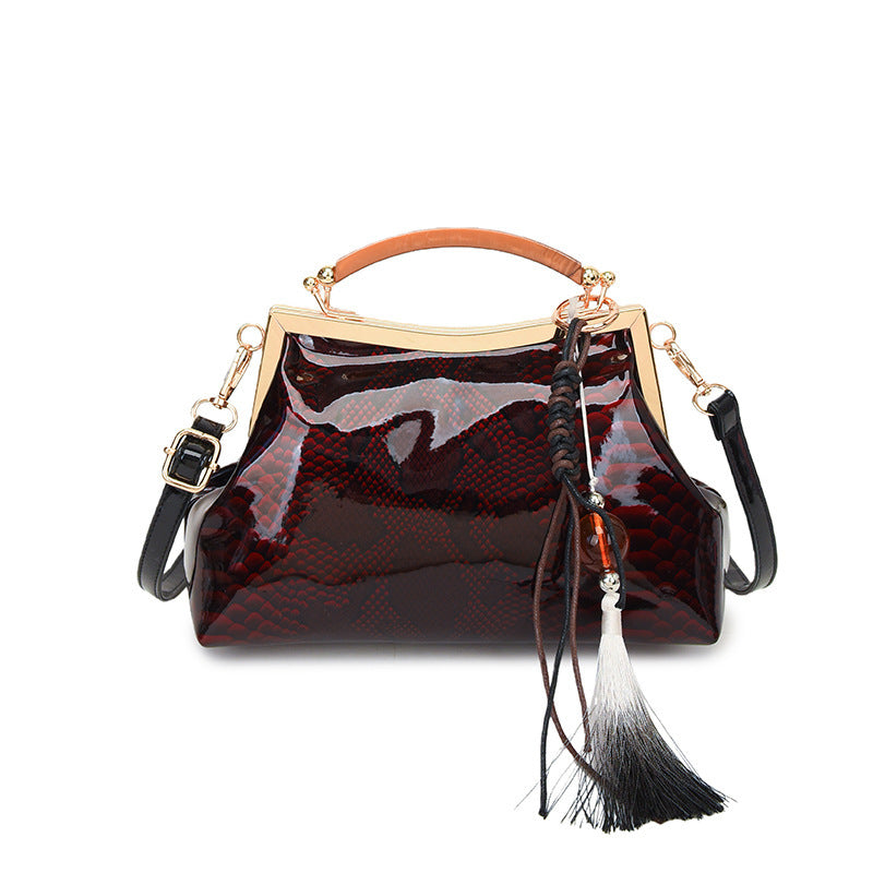 Ladies elegant tote bag in stylish snake leather look-https://detail.1688.com/offer/1052142027406.html-Calm Wears-Dark red-231015-Calm Wears