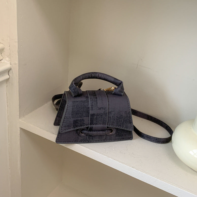 Women's elegant mini handbag with textured design-https://detail.1688.com/offer/1052805536367.html-Calm Wears-Black-nothing-Calm Wears