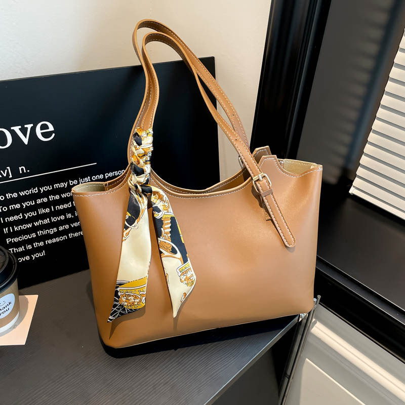 Elegant Minimalist Handheld Tote Bag