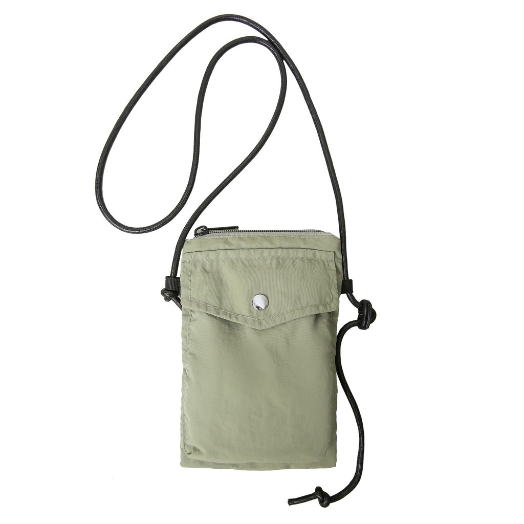 Practical Shoulder Bag with Water-Repellent Material and Adjustable Shoulder Strap