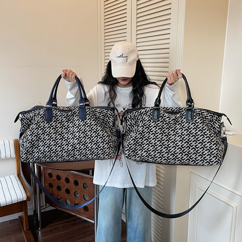 Stylish Travel Duffle Calm Wears