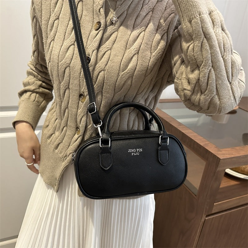 Women's elegant handbag in minimalist design