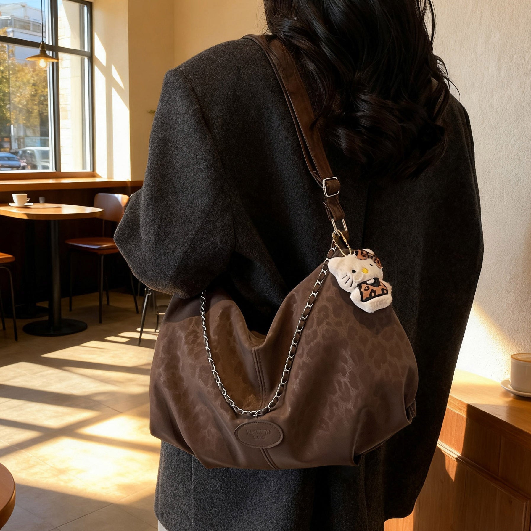 Ladies elegant hobo bag made of structured synthetic leather with detachable tag-https://detail.1688.com/offer/990311729867.html-Calm Wears-Braun-Size: With pendant-Calm Wears
