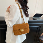 Women's elegant shoulder bag with stylish chain accent-https://detail.1688.com/offer/1012762418649.html-Calm Wears-Braun-nothing-Calm Wears
