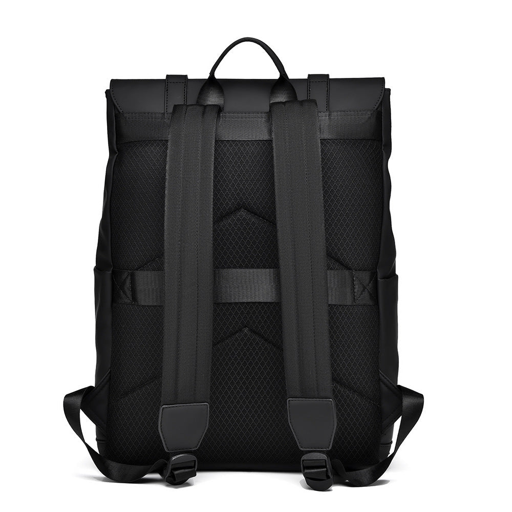 Elegant backpack with practical laptop compartment