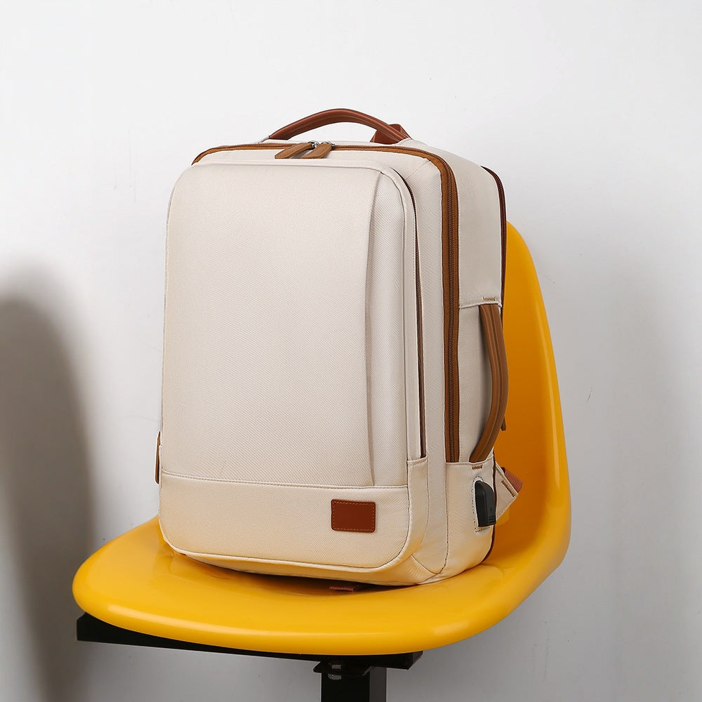 More elegant and functional backpack with laptop compartment