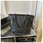Quilted Pattern Handheld Tote Bag
