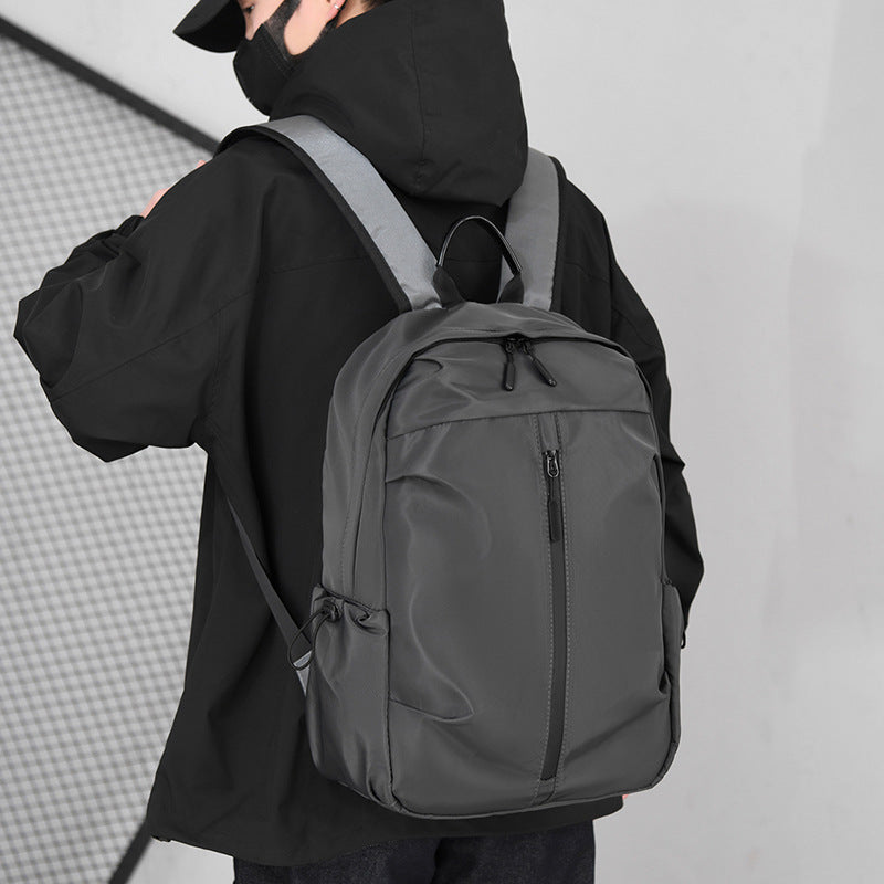 Everyday backpack with versatile compartments