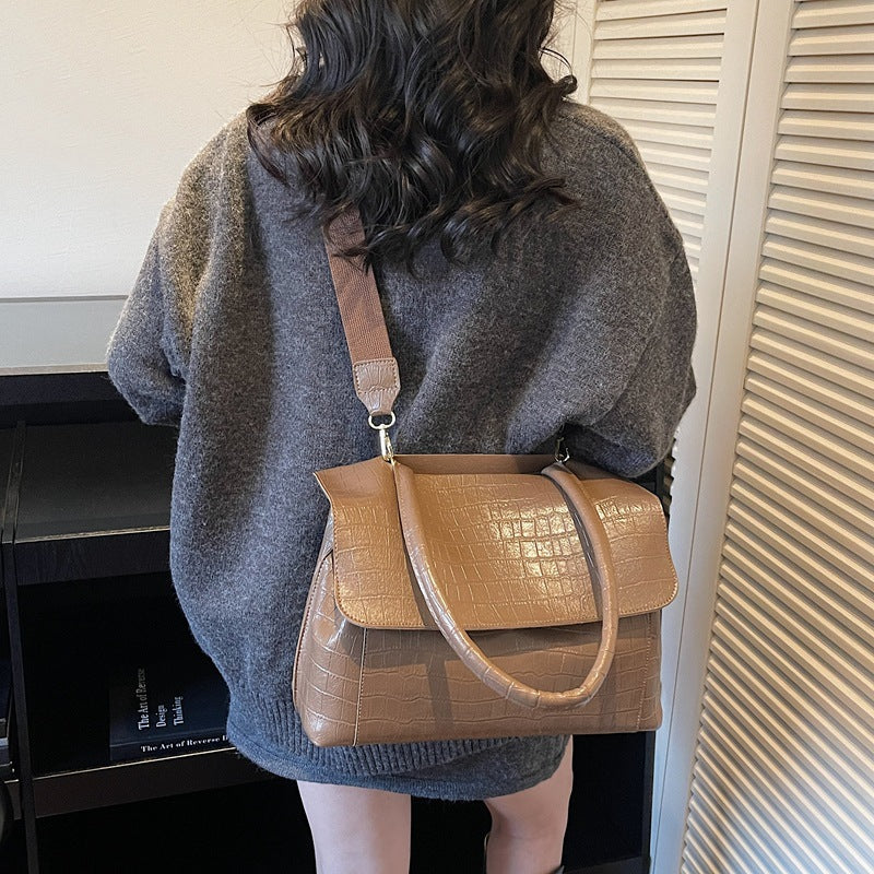 Women's shoulder bag in elegant crocodile look with adjustable shoulder strap-https://detail.1688.com/offer/996543631623.html-Calm Wears-Khaki-nothing-Calm Wears