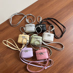Ladies mini handbag with luxurious chain pendant