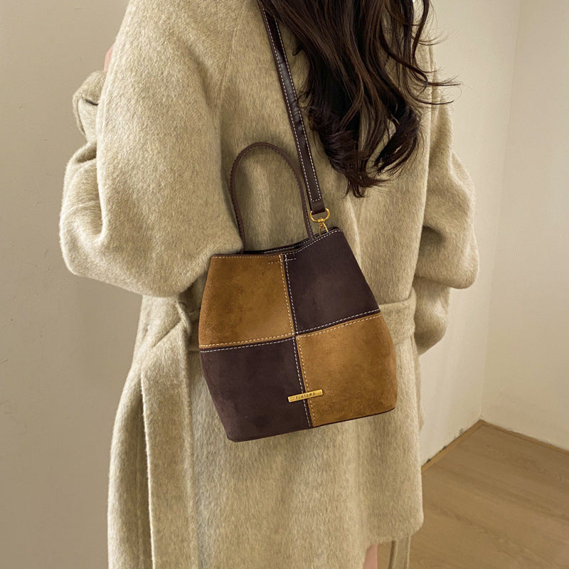 Women’s mini hobo bag made of high-quality suede leather with decorative stitching-https://detail.1688.com/offer/1006945871520.html-Calm Wears-Braun-nothing-Calm Wears