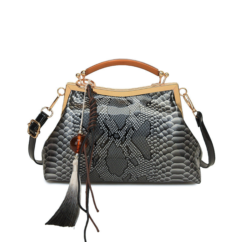 Ladies elegant tote bag in stylish snake leather look-https://detail.1688.com/offer/1052142027406.html-Calm Wears-Black-231015-Calm Wears