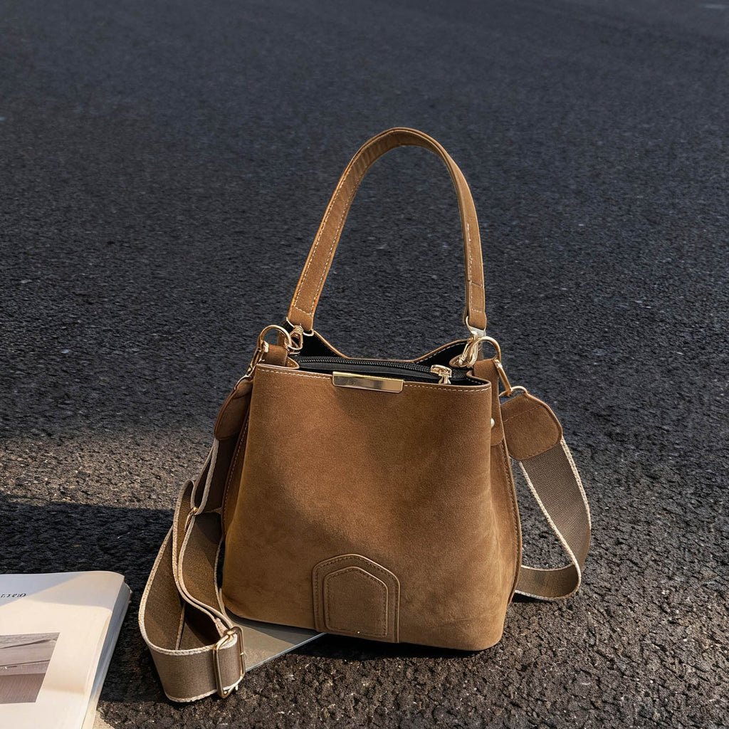 Women’s practical shoulder bag made of high-quality suede-https://detail.1688.com/offer/993071677292.html-Calm Wears-Braun-nothing-Calm Wears