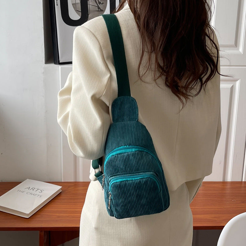 WoMulti-Compartment Corduroy Sling Bag