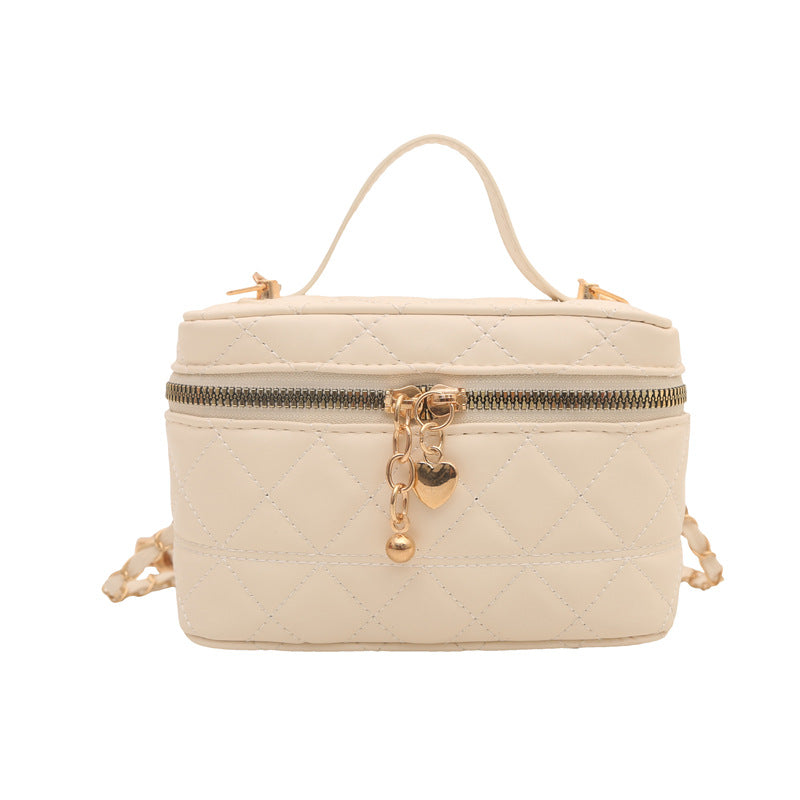 Women’s elegant quilted mini handbag with detachable shoulder strap