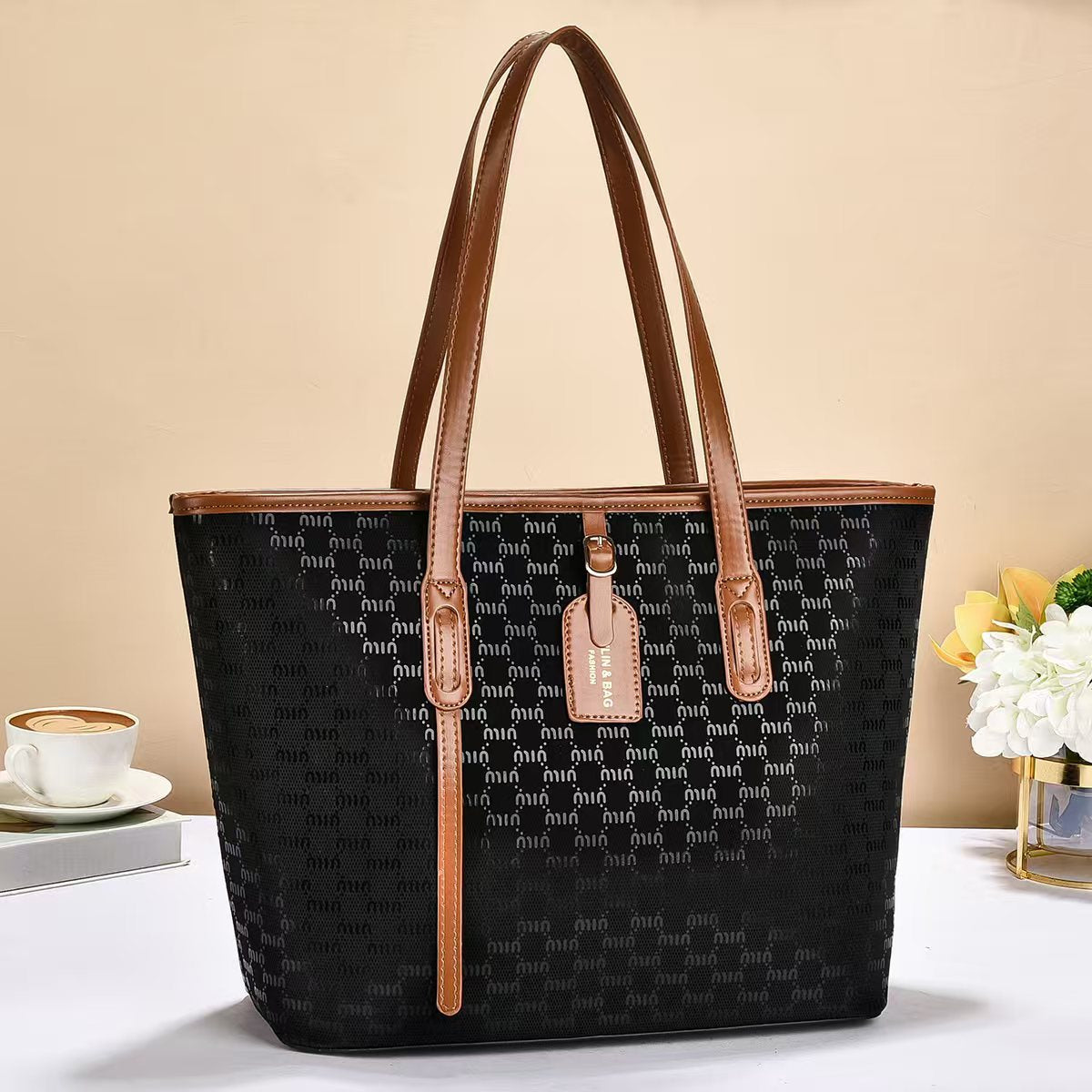 Women's tote bag with luxurious design and structured outer material-https://detail.1688.com/offer/970505650251.html-Calm Wears-Black-321327-Calm Wears