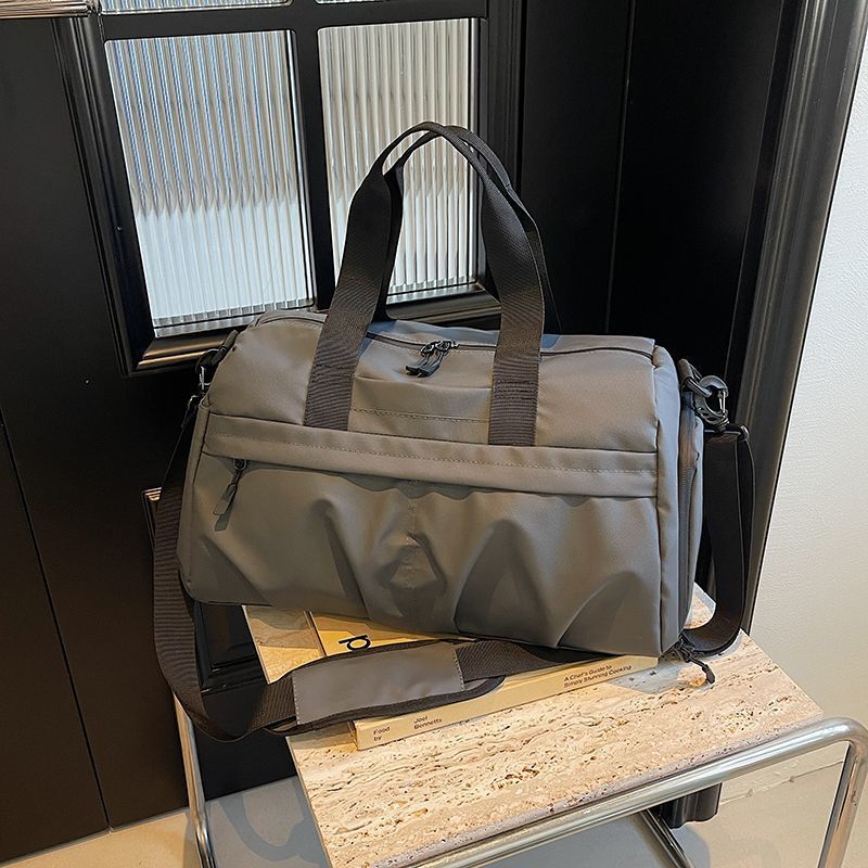 Versatile Multi-Functional Sport Duffel Bag Calm Wears