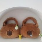 Plush handbag in cute bear design