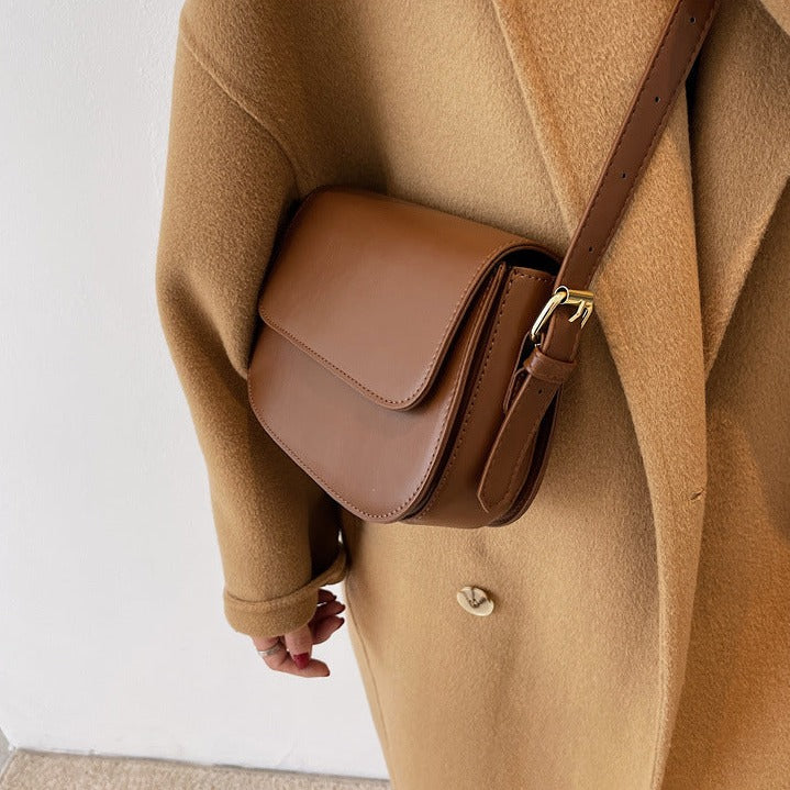 Handmade leather shoulder bag