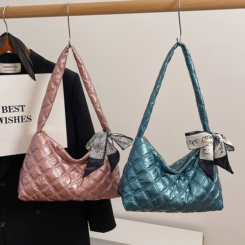 Quilted Shoulder Handbag Calm Wears
