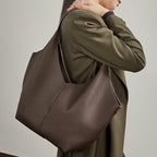 Women's tote bag in modern minimalist design with spacious interior layout-https://detail.1688.com/offer/1004550231165.html-Calm Wears-Black-35-Calm Wears