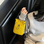 Comfortable cotton tote bag with fashionable design