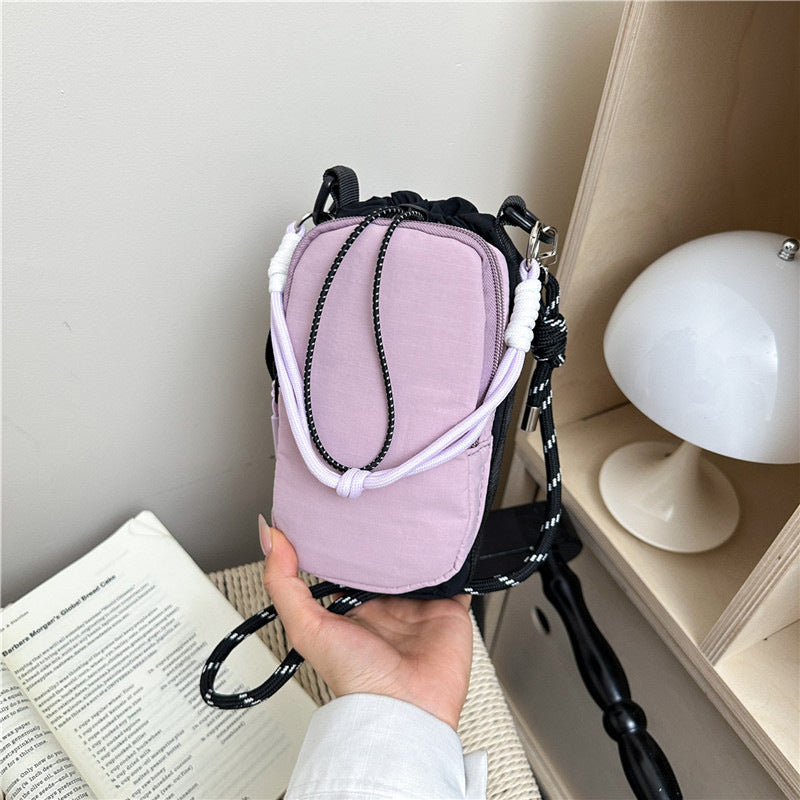 WoCompact Zippered Crossbody Pouch
