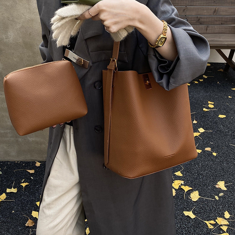Ladies elegant Tote Bag with modern closure-https://detail.1688.com/offer/995598564070.html-Calm Wears-Braun-nothing-Calm Wears