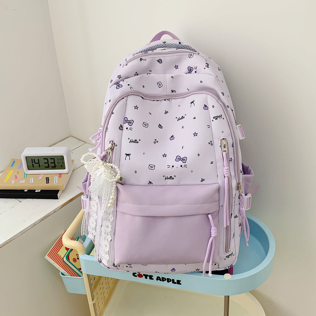 Leisure backpack with charming design and practical compartments