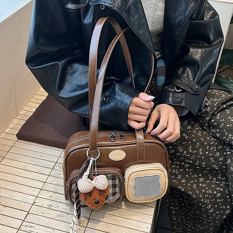 Women's shoulder bag with unique drawstring and charming pendant-https://detail.1688.com/offer/1003989816016.html-Calm Wears-Braun-Size: With pendant-Calm Wears