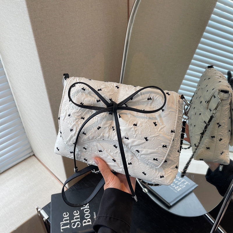 Fashionable Quilted Handbag