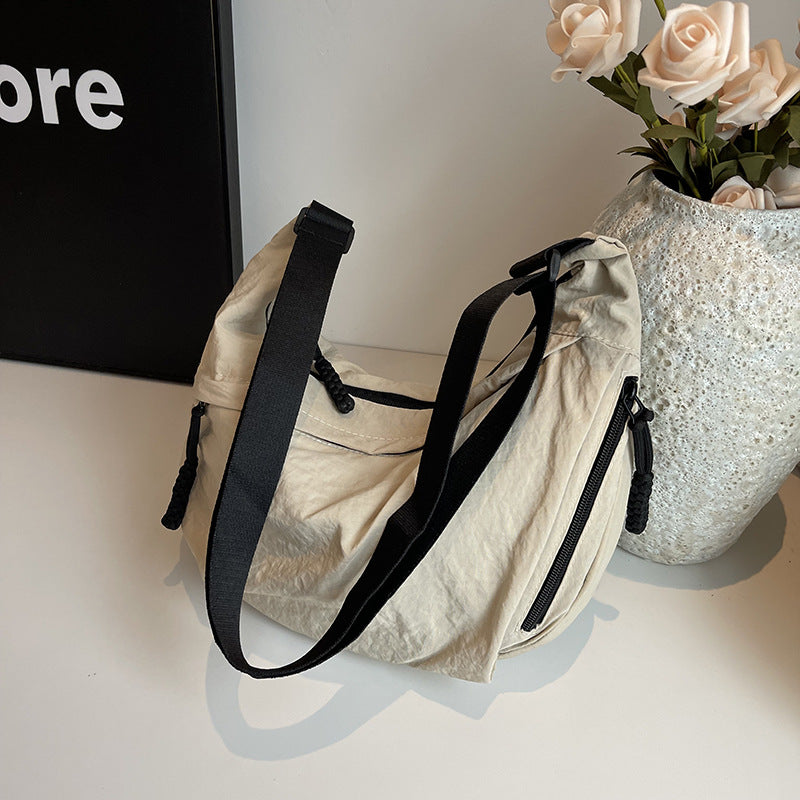 Lightweight Sling Bag Calm Wears