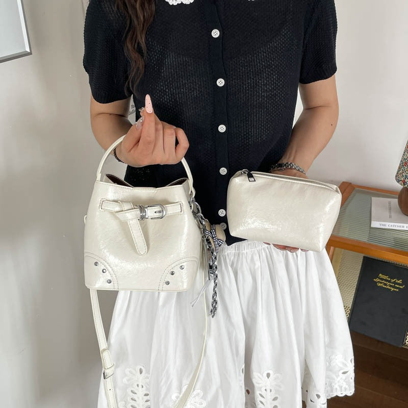 Women's stylish mini bucket bag with removable cosmetic pouch