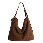 Elegant and Practical Shoulder Bag