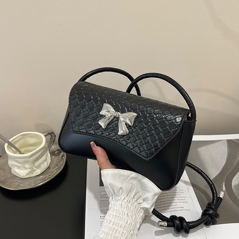 Chic Bow-Detail Handheld Clutch Bag