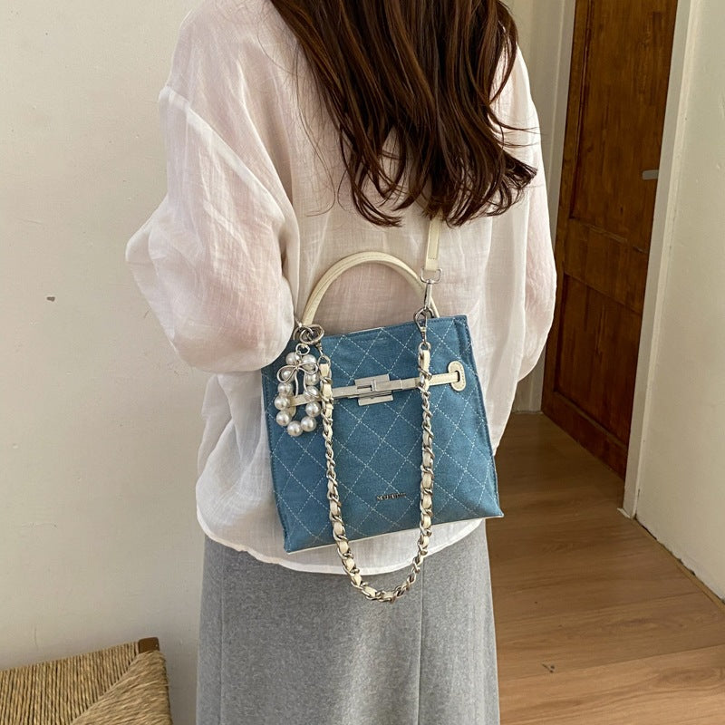 Ladies Mini Shopper Bag with Luxurious Chain Pendant