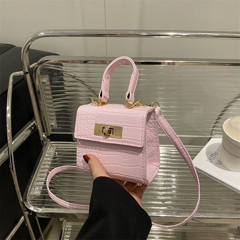 Ladies mini bag with elegant crocodile look and golden accents-https://detail.1688.com/offer/934577465573.html-Calm Wears-Rosa-nothing-Calm Wears