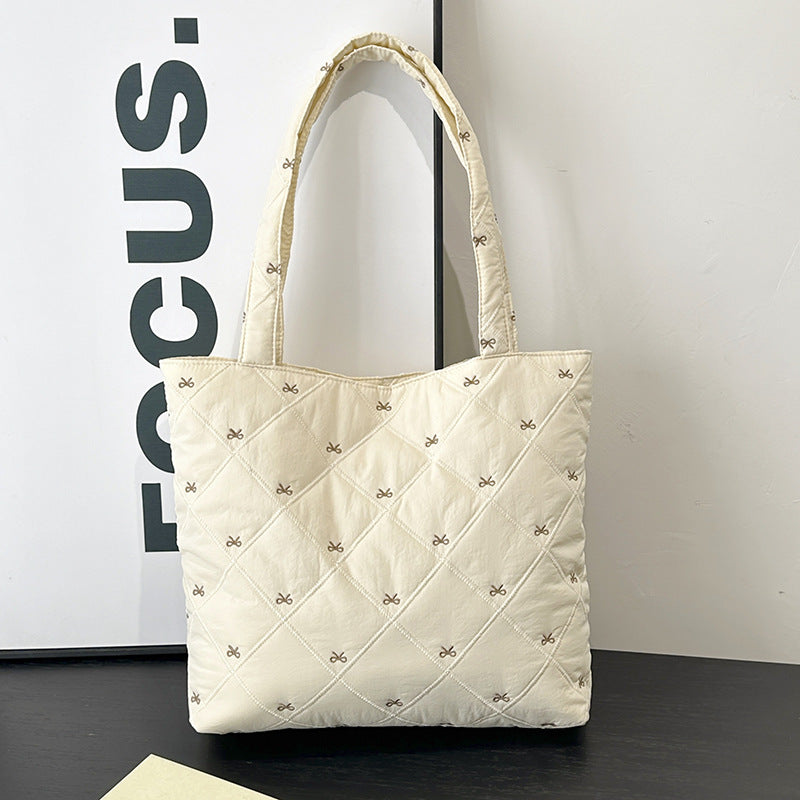 WoQuilted Utility Tote Bag