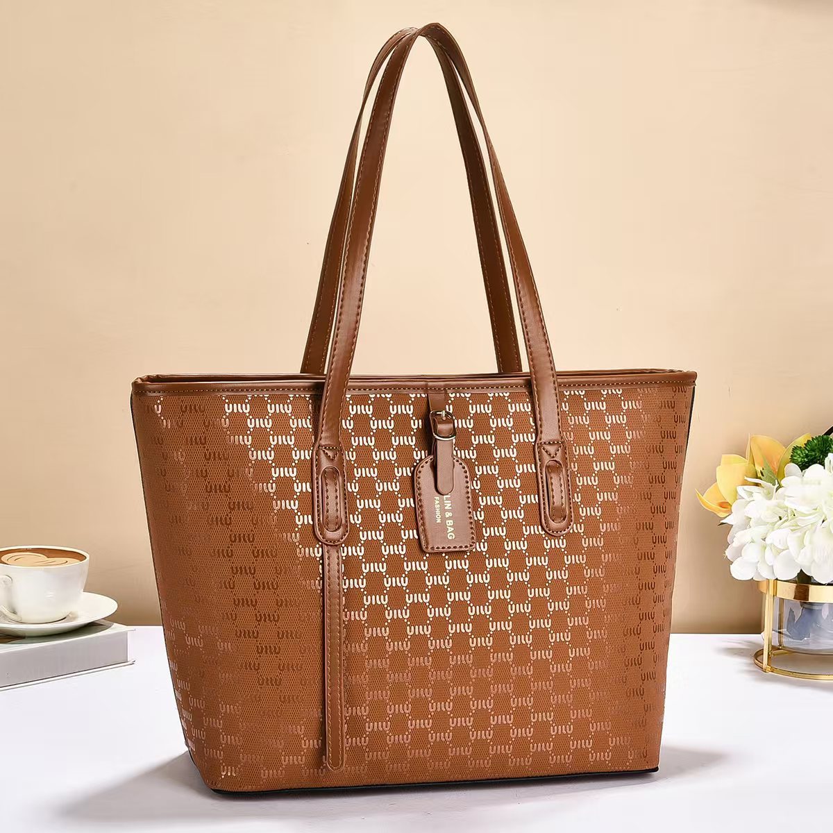 Women's tote bag with luxurious design and structured outer material-https://detail.1688.com/offer/970505650251.html-Calm Wears-Khaki-321327-Calm Wears