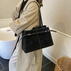 Women's Tote Bag made of high-quality synthetic leather with elegant shoulder strap-https://detail.1688.com/offer/1006623706819.html-Calm Wears-Braun-nothing-Calm Wears