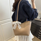 Women’s tote bag made of high-quality synthetic leather with playful bow detail-https://detail.1688.com/offer/912998880243.html-Calm Wears-Braun-nothing-Calm Wears