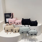 Modular shoulder bag with unique fastening system