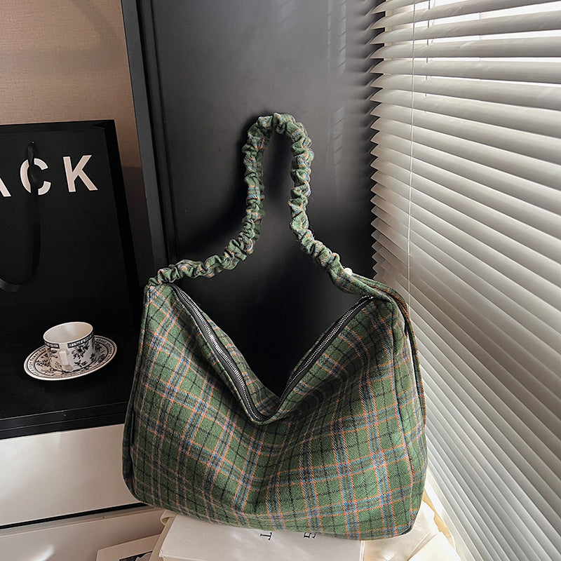 Chic Everyday Hobo Bag