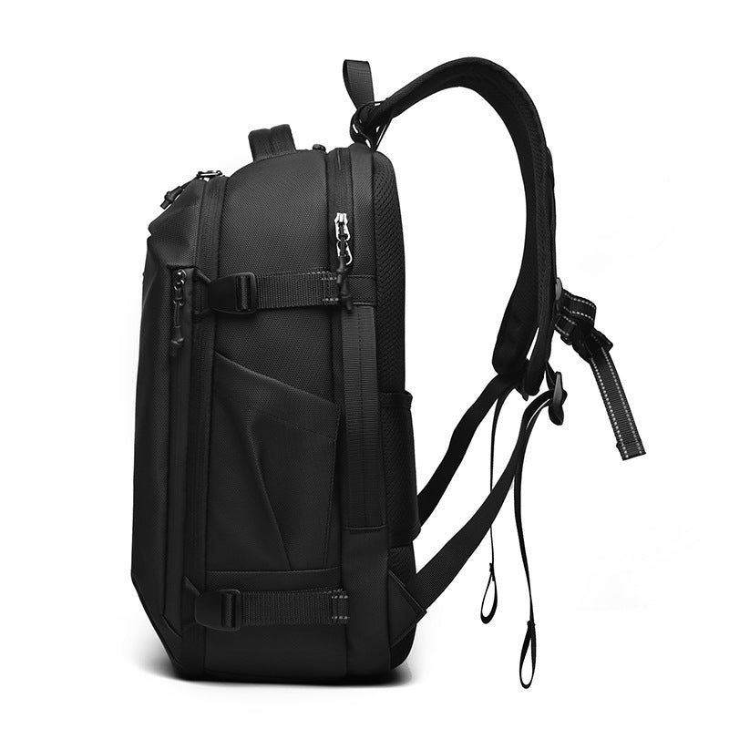 Rucksack with Multifunctional Design by