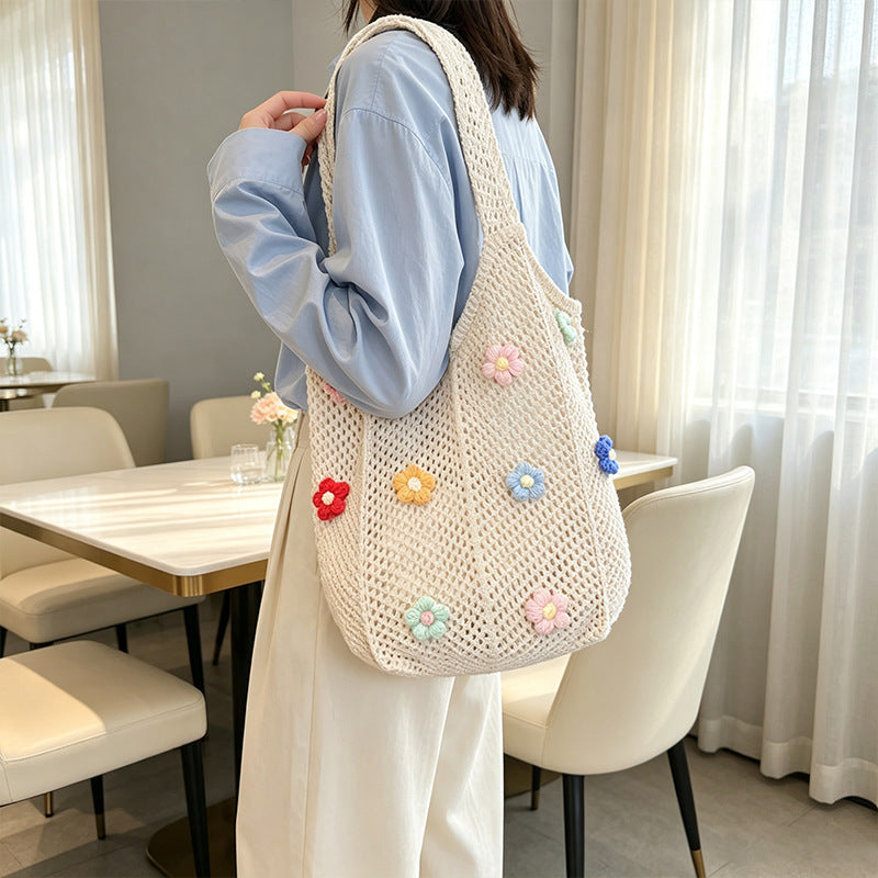 Floral Patterned Crochet Tote Bag
